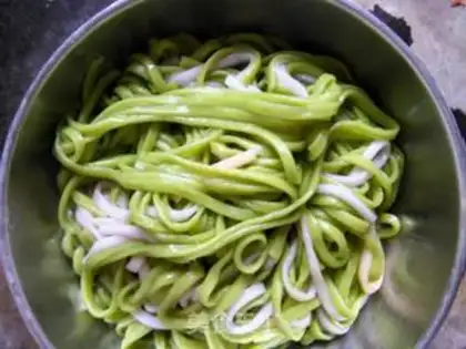 Make Color noodles step 7