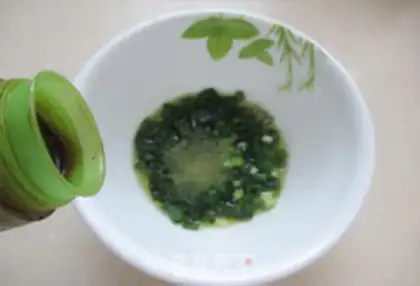 Make Onion oil step 4