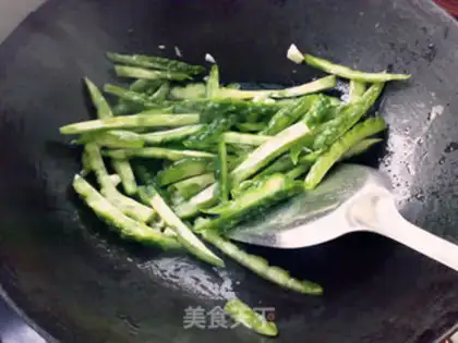 Make Bitter eggs step 1