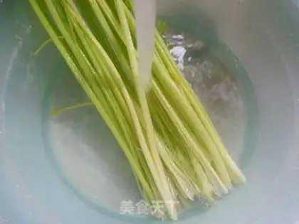 Make The apricot and celery step 1