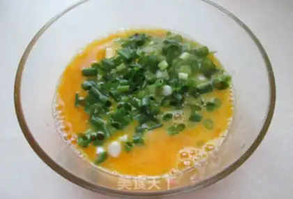 Make Onion fried eggs step 3
