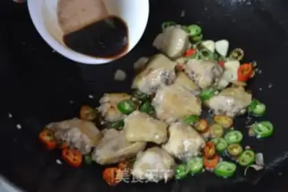 Make Hot chicken wings step 11