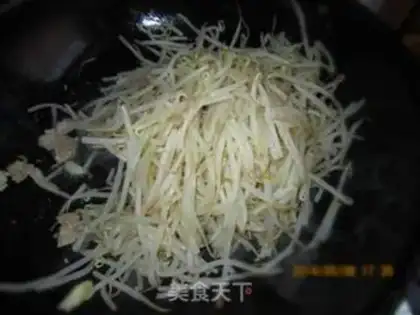 Make Spam, green bean bud step 9
