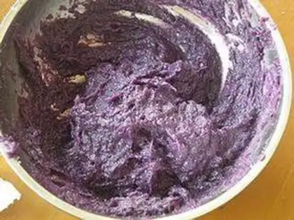 Make Purple coconut bread step 1