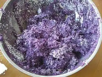 Make Purple coconut bread step 3