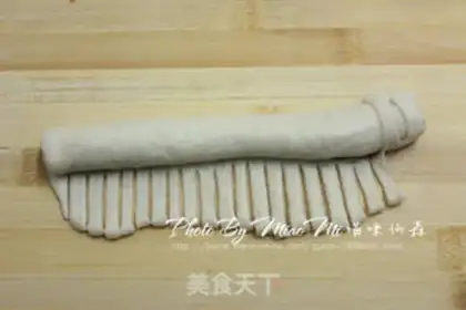 Make Strawberry jam caterpillar step 5