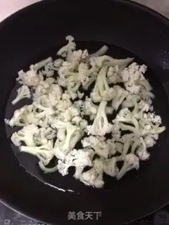 Make Onion florist step 1