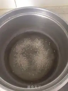 Make Coconut rice fruit step 2