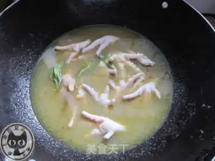 Make Thai curry curry tortoise claws step 2