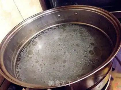 Make The private room is spicy with peanuts step 11