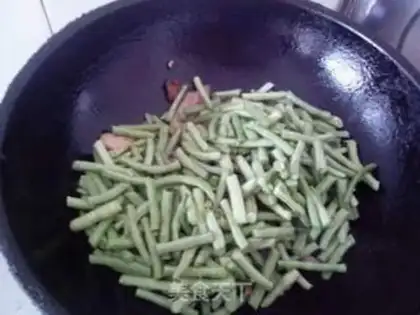 Make Meat loafed beans step 4