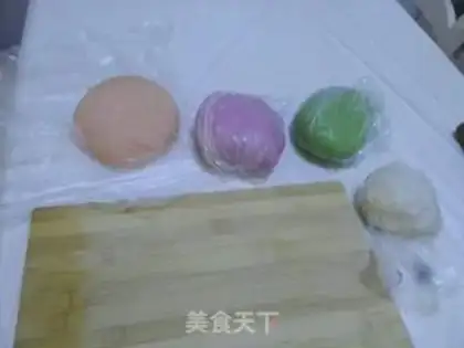 Make Colour dumplings step 1