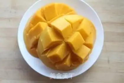 Make Mango snow, black rice step 2
