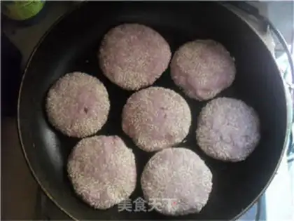 Make Potato bean cake step 6