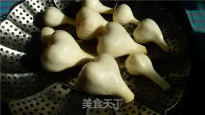 Make Northeast garlic step 1