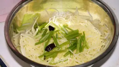 Make Creamed celery potatoes step 8