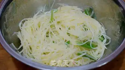 Make Creamed celery potatoes step 9