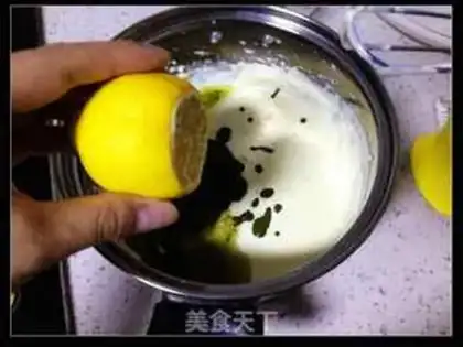 Make Tea and cheese cake step 11