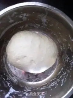 Make Spicy onion rolls step 2