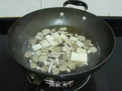 Make Mushrooms, tofu soup step 4
