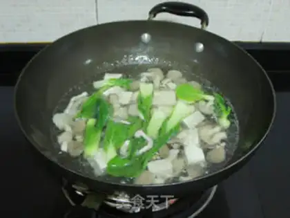 Make Mushrooms, tofu soup step 7