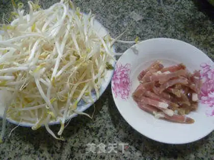 Make Salted green bean sprouts step 0