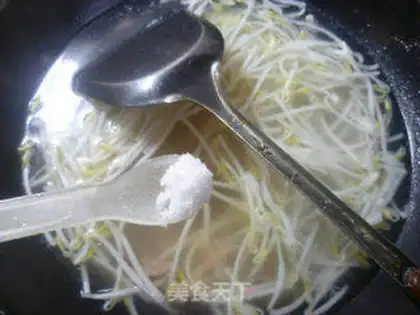Make Salted green bean sprouts step 5