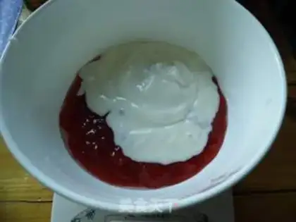 Make Plum jam ice cream step 1