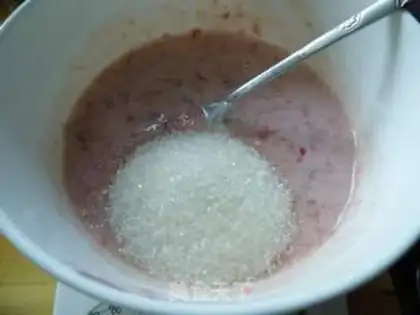 Make Plum jam ice cream step 2