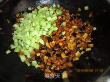 Make Fried noodles step 16