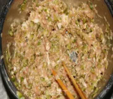 Make Pork green bean sprouts step 7