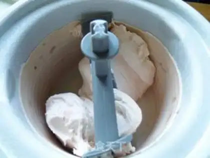 Make Plum jam ice cream step 6