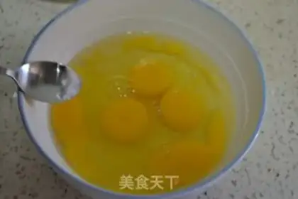 Make Fish and eggs step 2