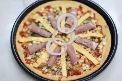 Make Vegetable bacon pizza step 10