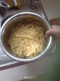 Make Coconut curry shrimp pasta step 5