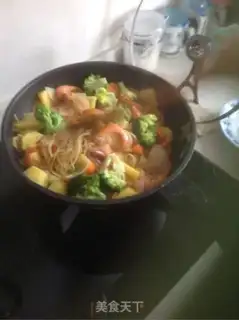 Make Coconut curry shrimp pasta step 8