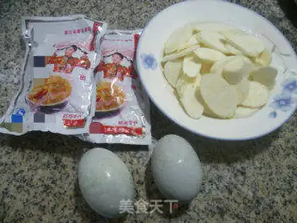 Make Squeeze the white fried eggs step 0