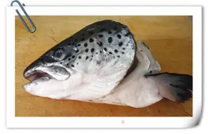 Make Garlic salmon head step 0