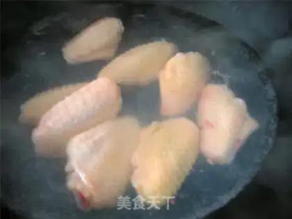 Make Red chicken wings step 1