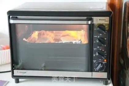 Make Thai roast chicken leg step 2