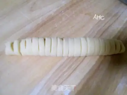 Make caterpillar butter bread step 6