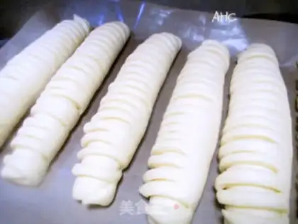 Make caterpillar butter bread step 8