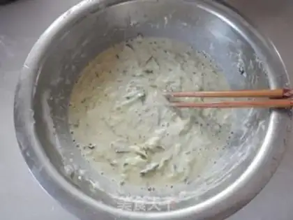 Make cucumber eggcake step 3