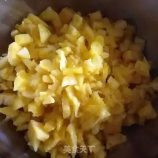 Make Pineapple jam step 1