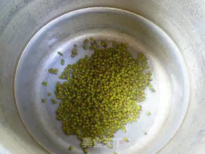 Make Ice melon green bean soup step 4