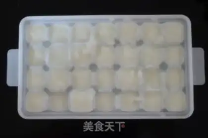 Make Peach yogurt shake step 1