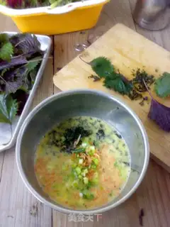 Make Sour shrimp fried eggs step 1