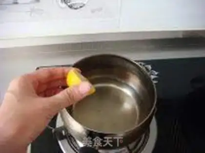 Make "Seven Eve Apple Roses." step 3