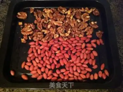 Make Peanut walnuts step 1