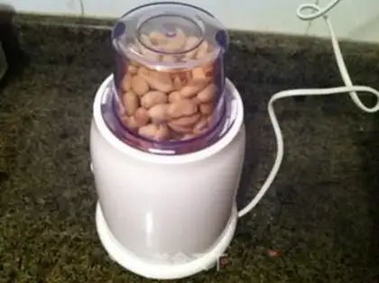 Make Peanut walnuts step 4